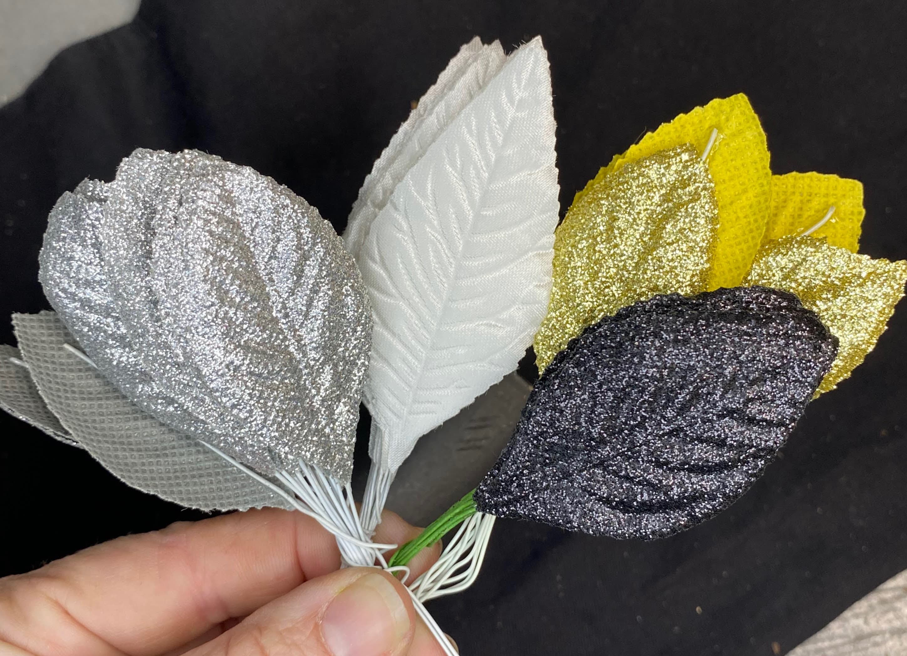 Color Accent Leaves